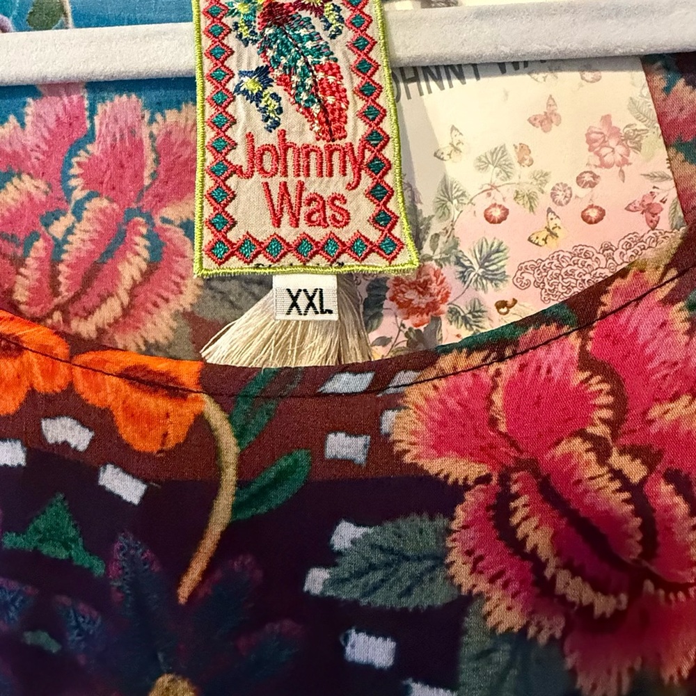 JOHNNY WAS Killiani Multicolor floral batwing cropped top/poncho, XXL - Picture 6 of 9